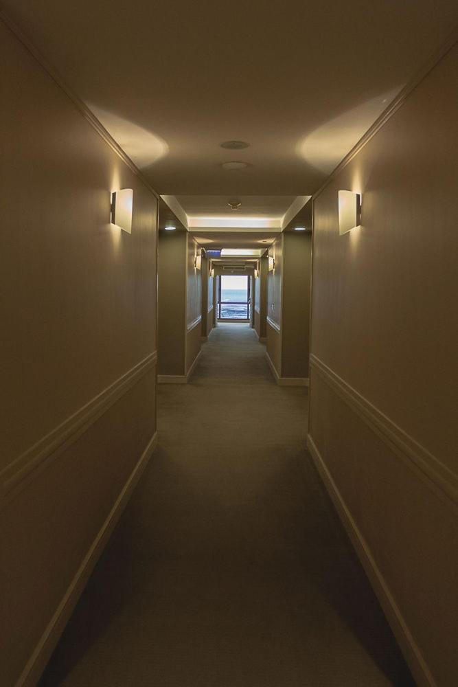 Austral Plaza Hotel Κομοντόρο Ριβαντάβια Εξωτερικό φωτογραφία